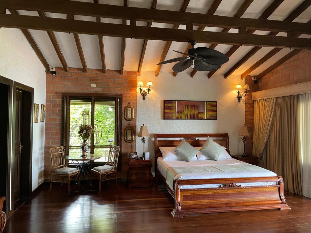 Finca Hotel Villa Camila Copacabana Exteriör bild