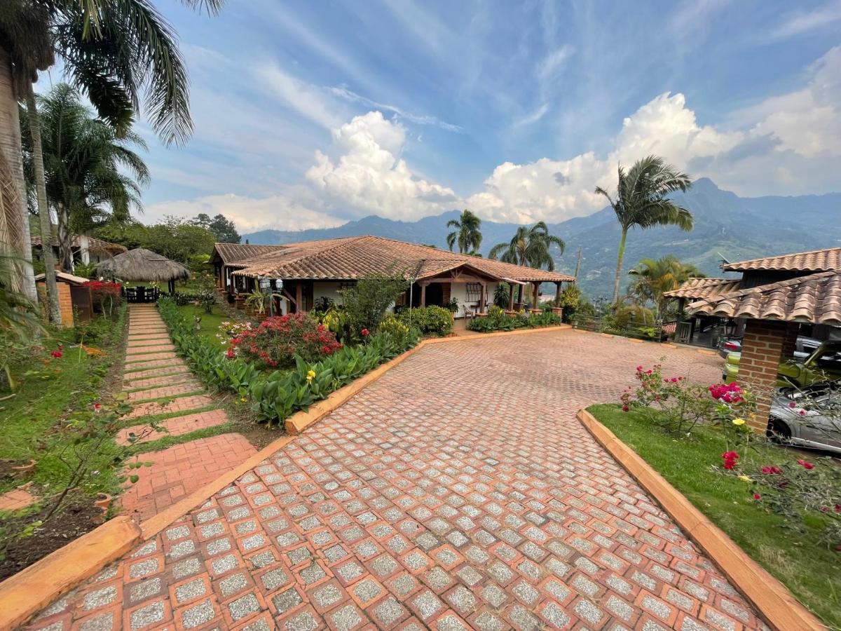 Finca Hotel Villa Camila Copacabana Exteriör bild