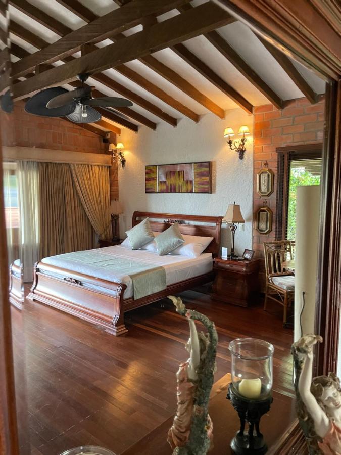Finca Hotel Villa Camila Copacabana Exteriör bild